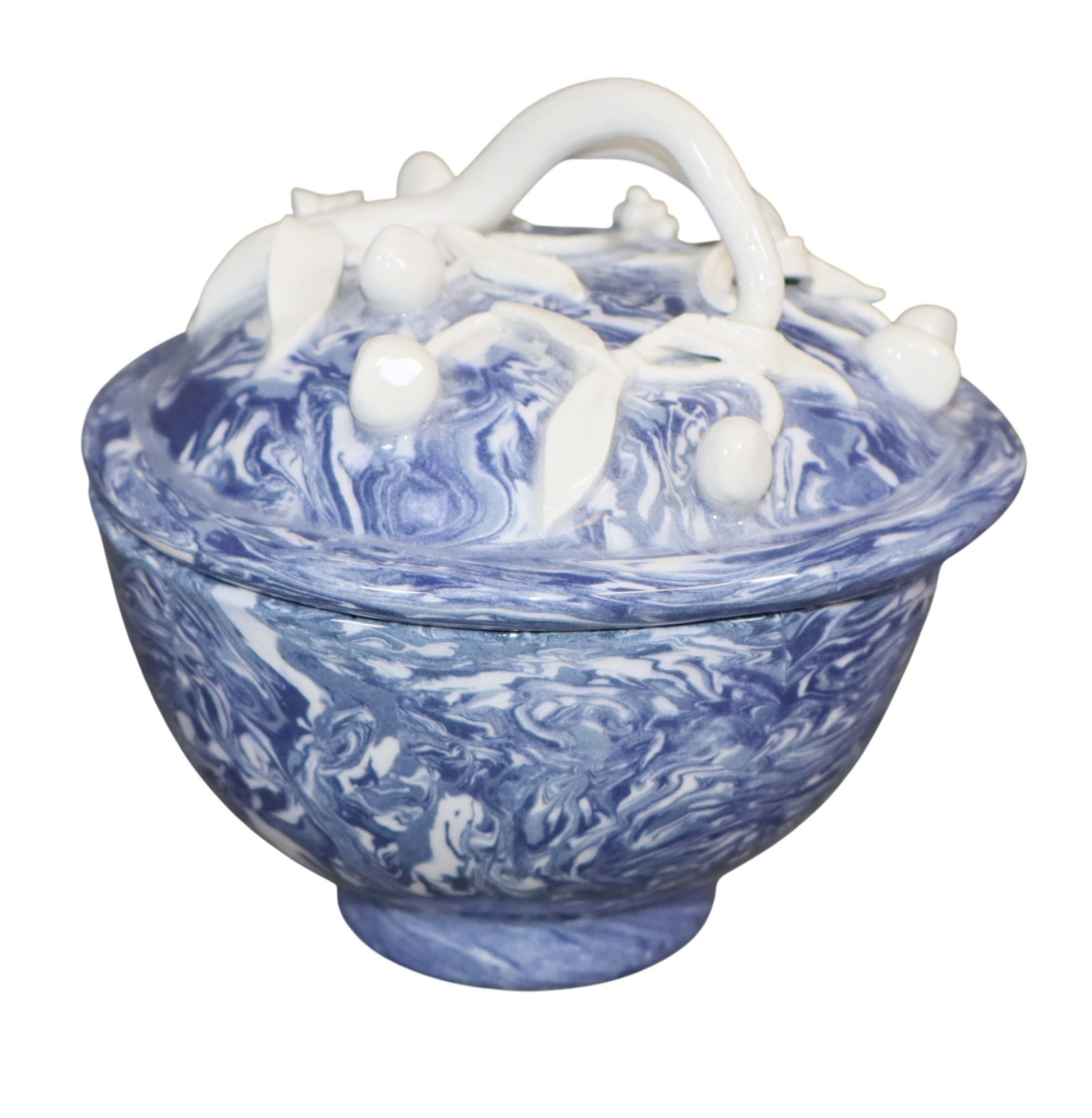 French Atelier Savalli blue and white Aptware faience sugar bowl with lid: French Atelier Savalli blue and white Aptware faience sugar bowl with lid. Signed JC Savalli Apt. 20th century 4 7/8"h x 4 3/4"dia. Weight: 1lb