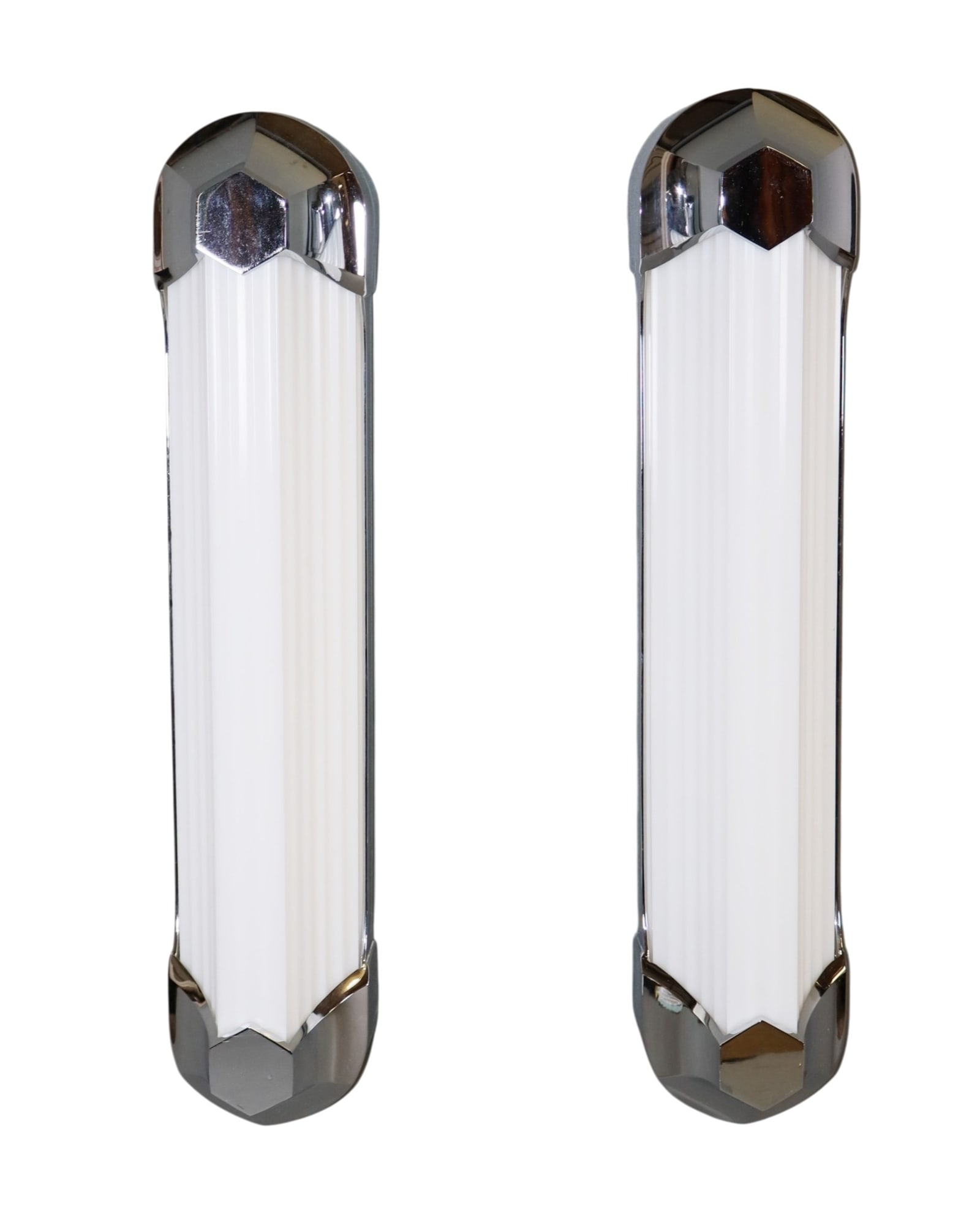Pair of Art Deco style chrome wall sconces (1 of 8)