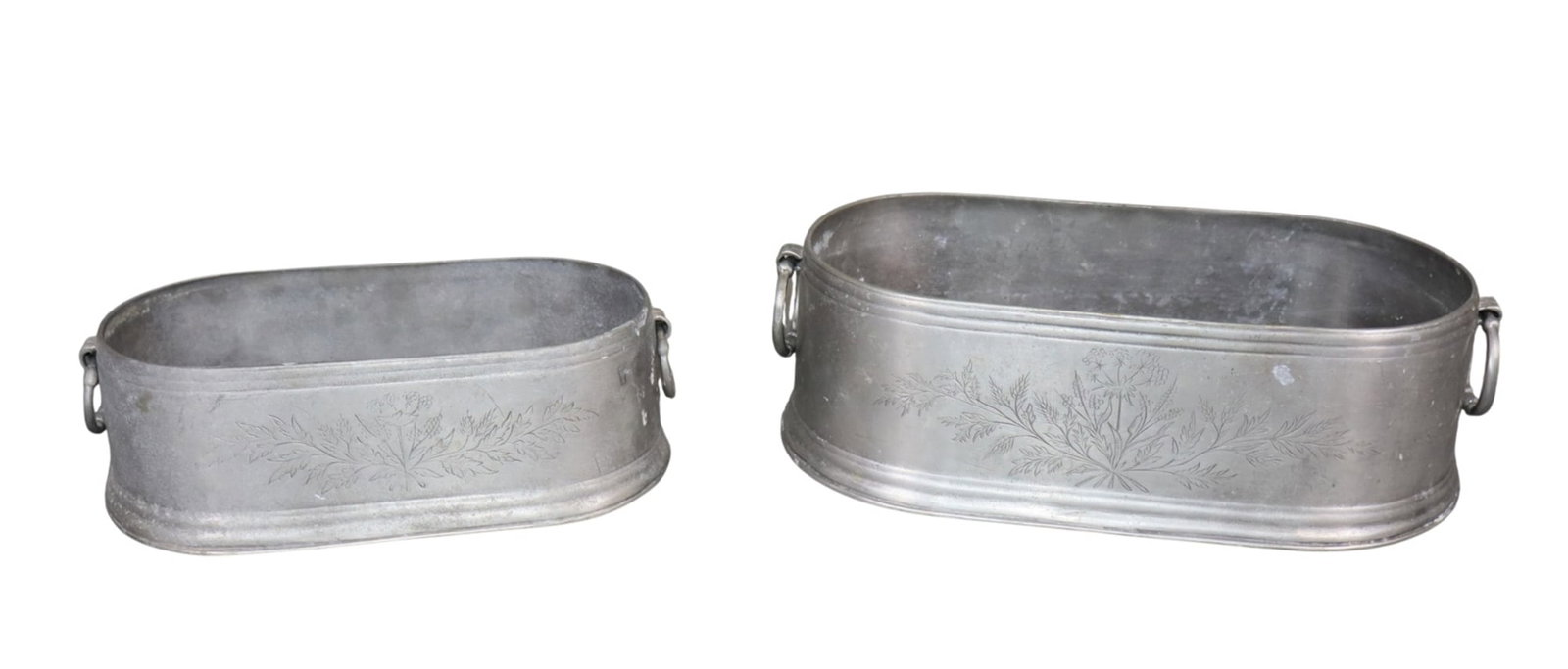 Companion pair of Italian embossed pewter oval jardiniere planters (1 of 15)