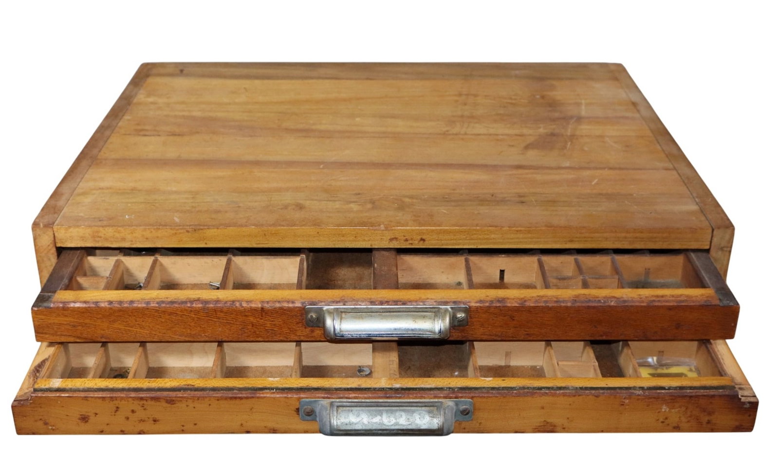 Thompson Cabinet Company printer's type set case: Thompson Cabinet Company printer's type set case. American, Circa 1940's. 4 3/4"h x 23 3/8"w x 17 1/2"d. Weight: approx. 15lbs