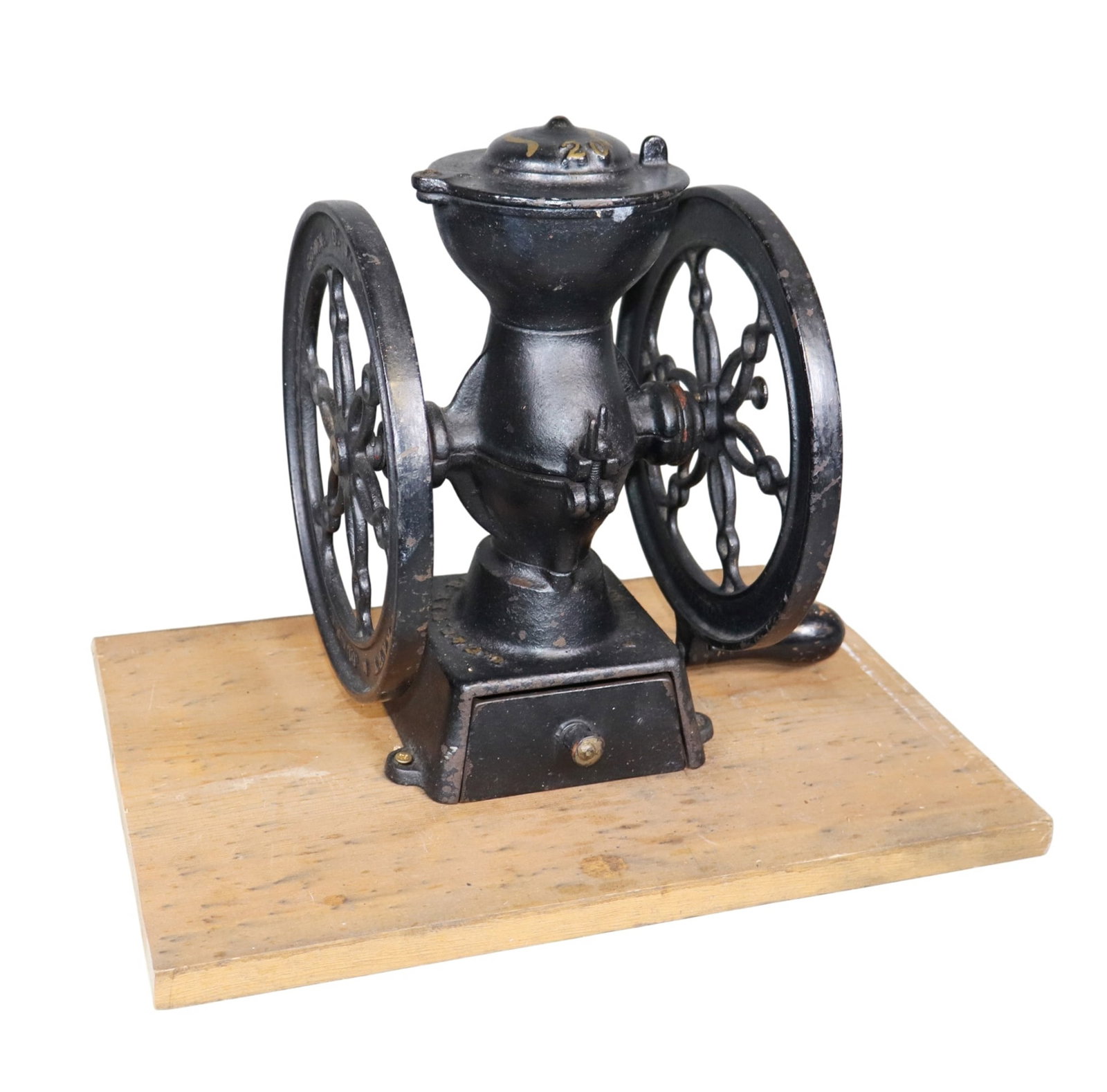 LF&C New Britain Company coffee grinder (1 of 11)