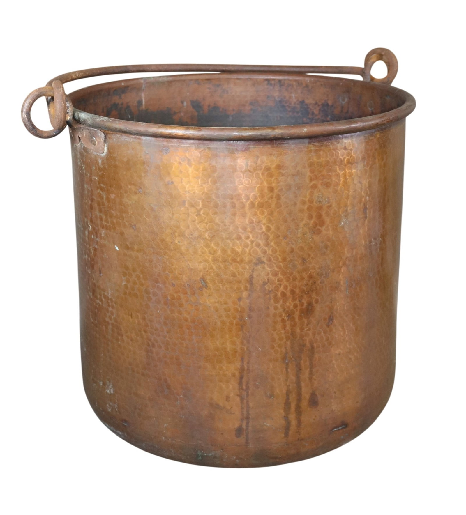 Large scale hammer copper pot with handle (1 of 7)