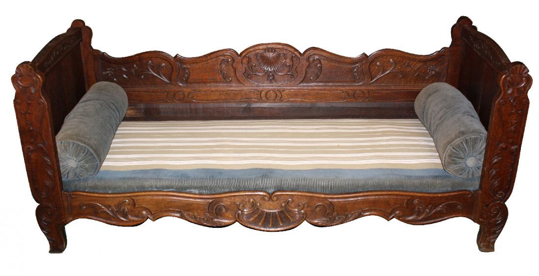 French Provincial carved oak recamier: Early 19th century. 76 3/4"l x 33"h x 28"d