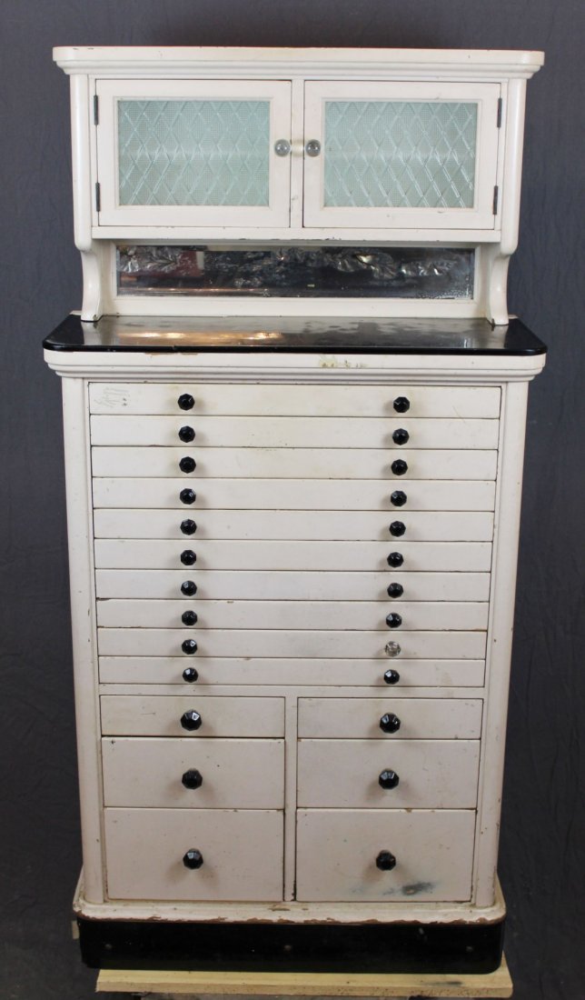 American Two Rivers WI dental cabinet (1 of 4)