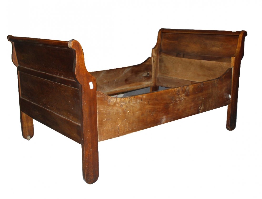 French Louis Philippe daybed in walnut (1 of 3)