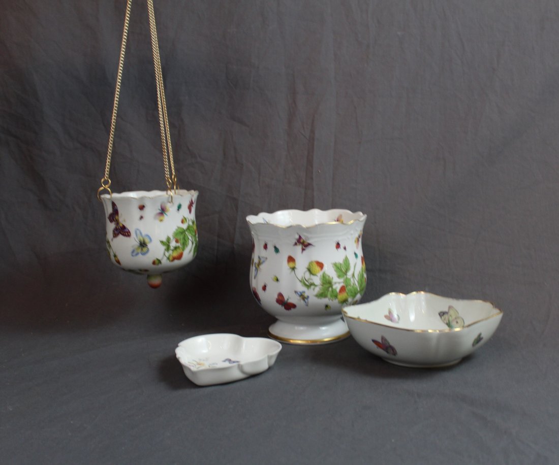 Grouping of 4pcs porcelain including Limoges, Aynsley: and 2 others. Provenance: Estate of Arthur Smith, New York.