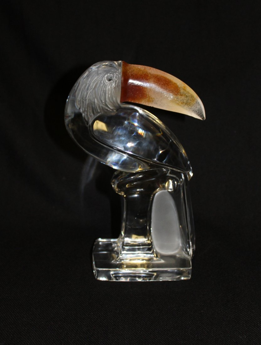 Daum France crystal Toucan: Daum France crystal Toucan. 9"h