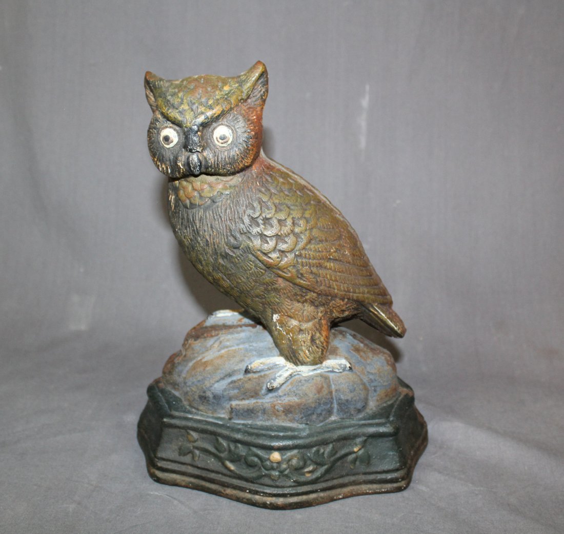 Cast iron owl doorstop (1 of 5)
