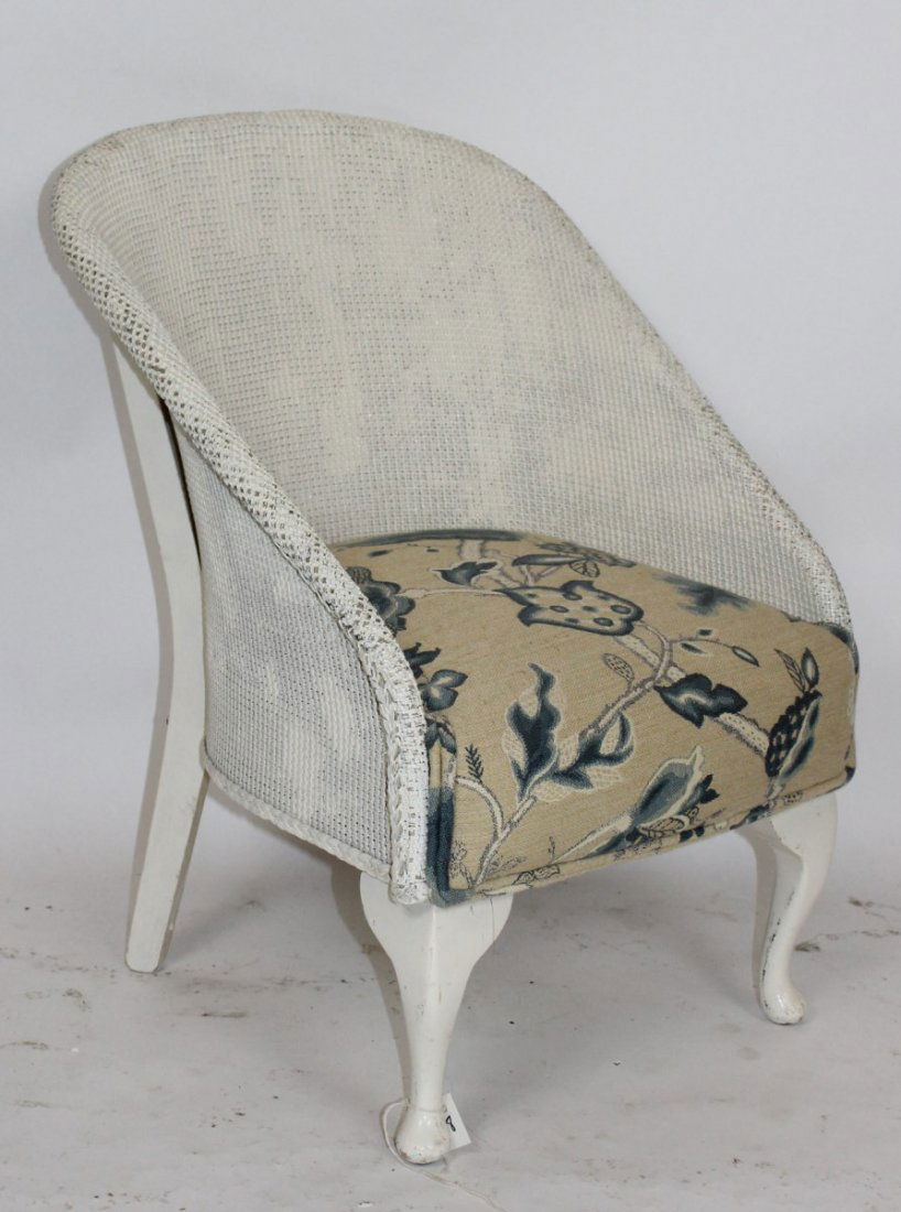 Vintage wicker child's chair (1 of 3)