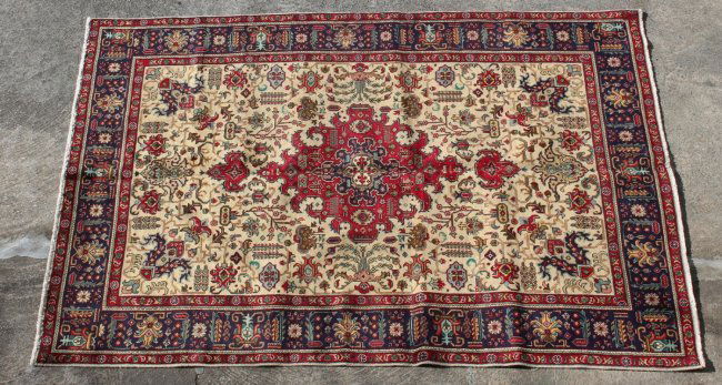 Persian 6'9 x 9'7 Tabriz rug (1 of 5)