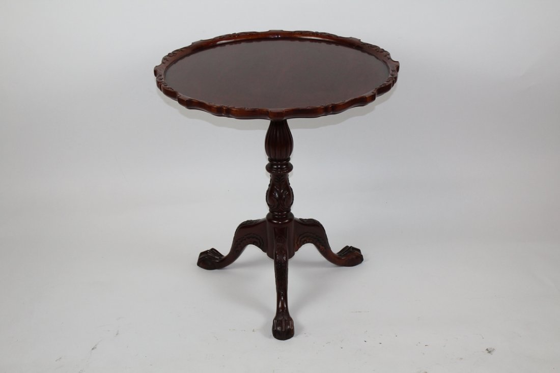 Mahogany tilt top pie crust table with tri-ped base (1 of 3)