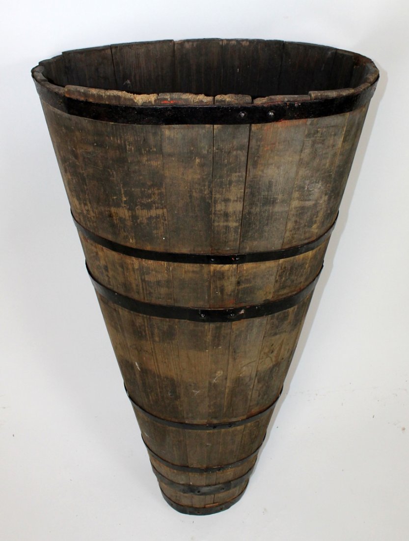 French wooden "hotte" grape harvest basket (1 of 5)
