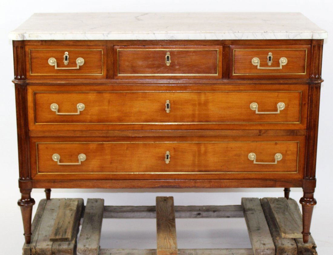 French Louis XVI commode in satin mahogany (1 of 5)