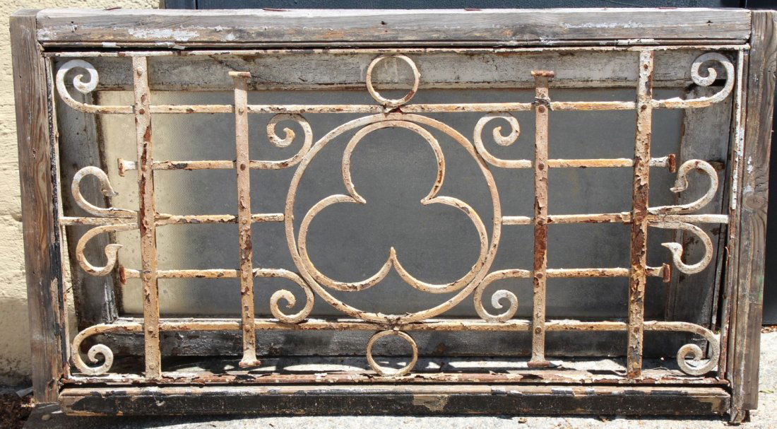 Antique wrought iron panel with trefoil (1 of 3)