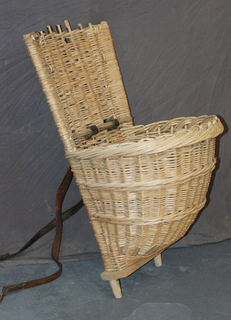 French wicker hotte (grape harvest basket) (1 of 4)