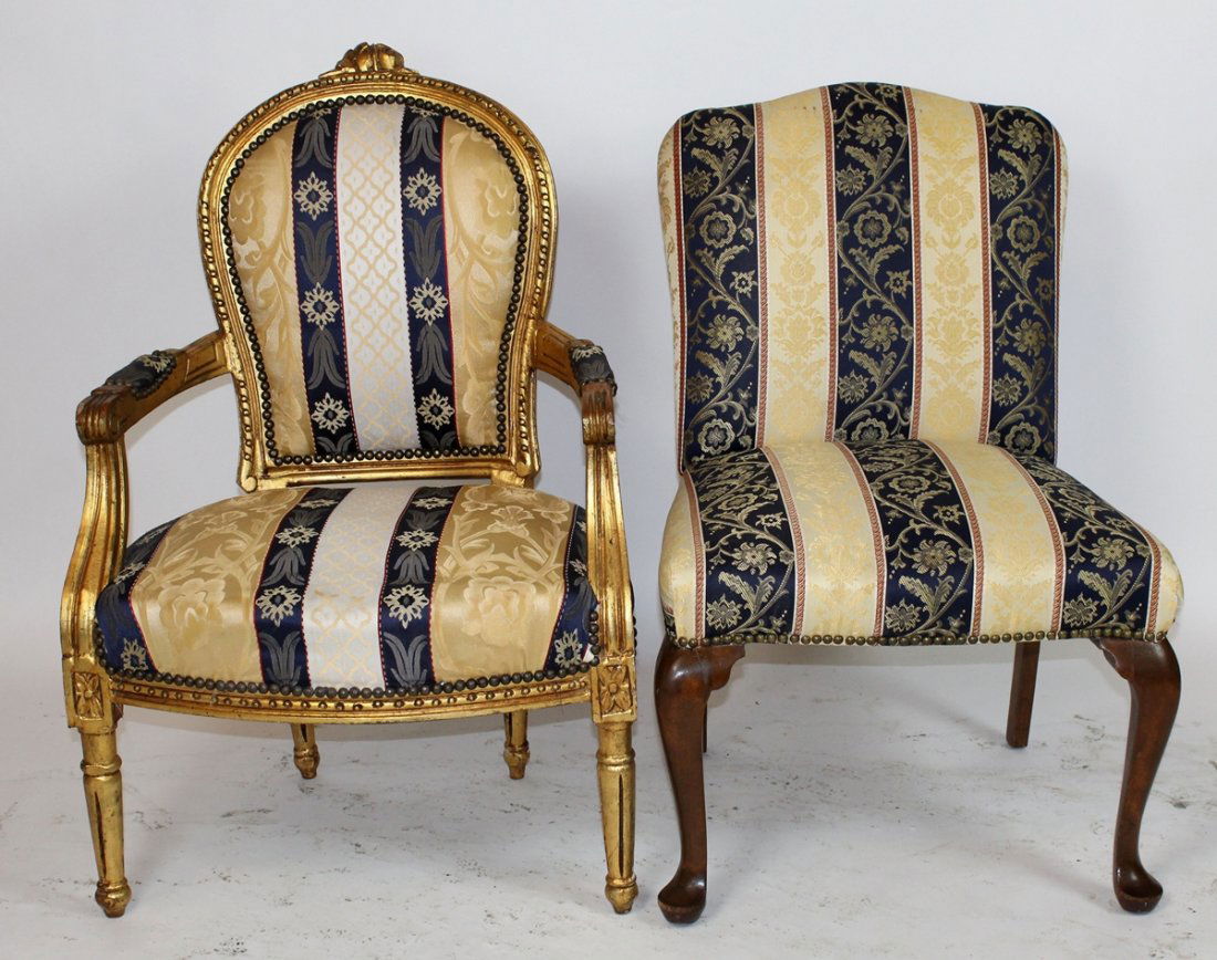 Lot of 2 silk upholstered chairs (1 of 2)
