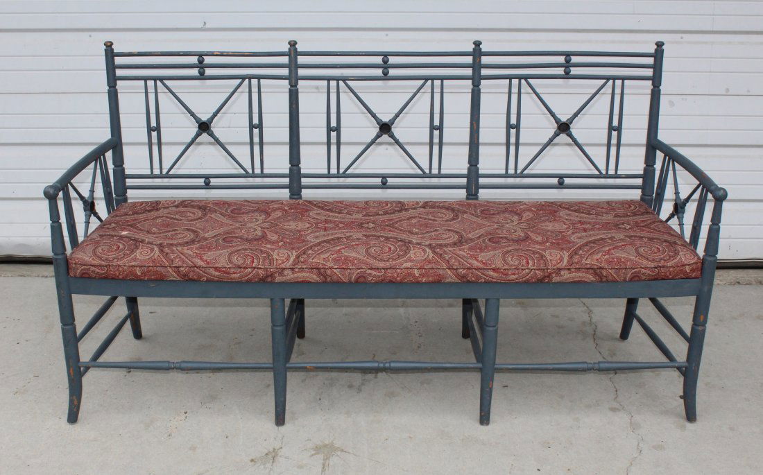 American spindle bench in painted finish (1 of 5)