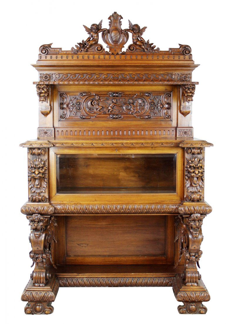 Italian Baroque style cassone with griffins (1 of 7)