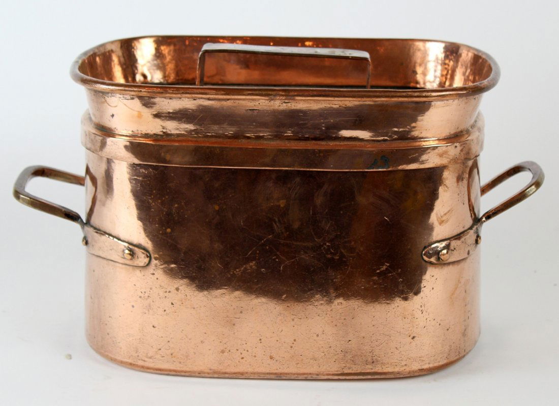 Antique French hand hammered copper daubiere (1 of 4)