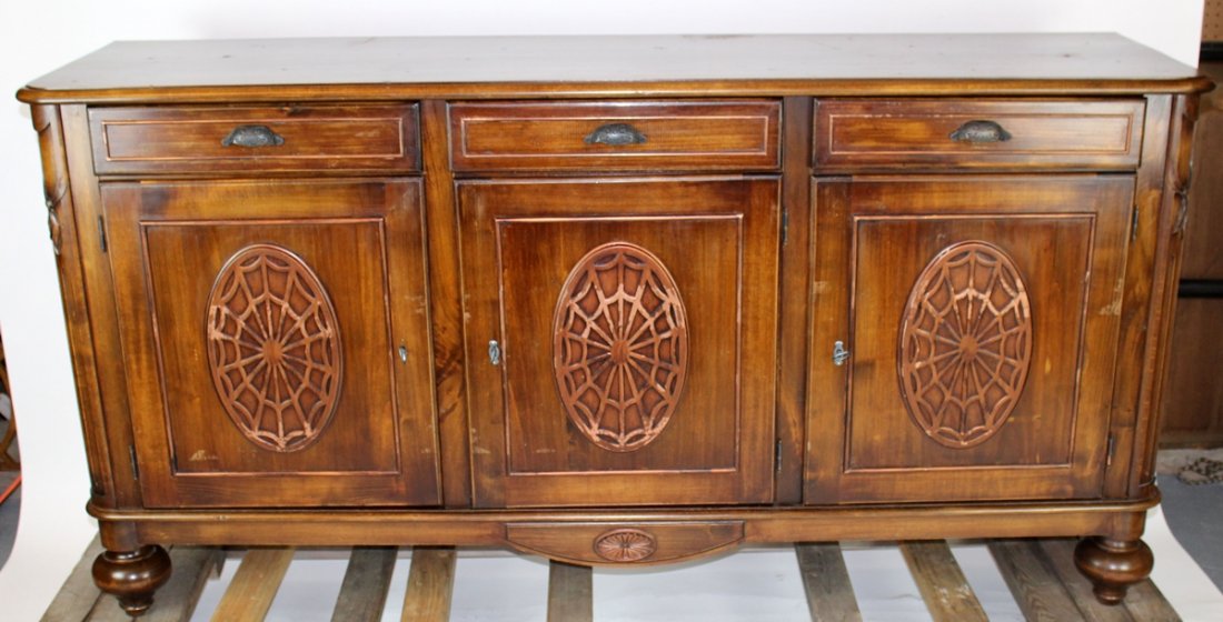 3 door 3 drawer sideboard on turned legs (1 of 4)