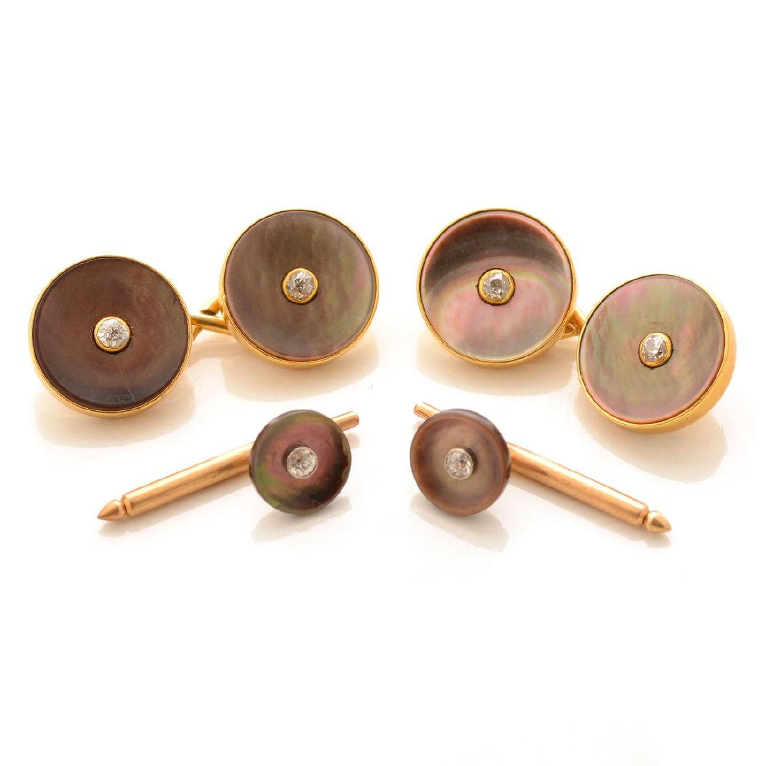 Gent's Diamond, Mother-of-Pearl, Yellow Gold Dress Set. (1 of 4)