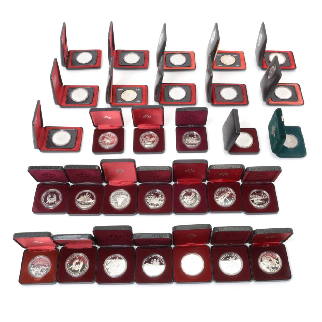 Canada Lot of 30 Silver Proof Dollars in Presentation (1 of 7)