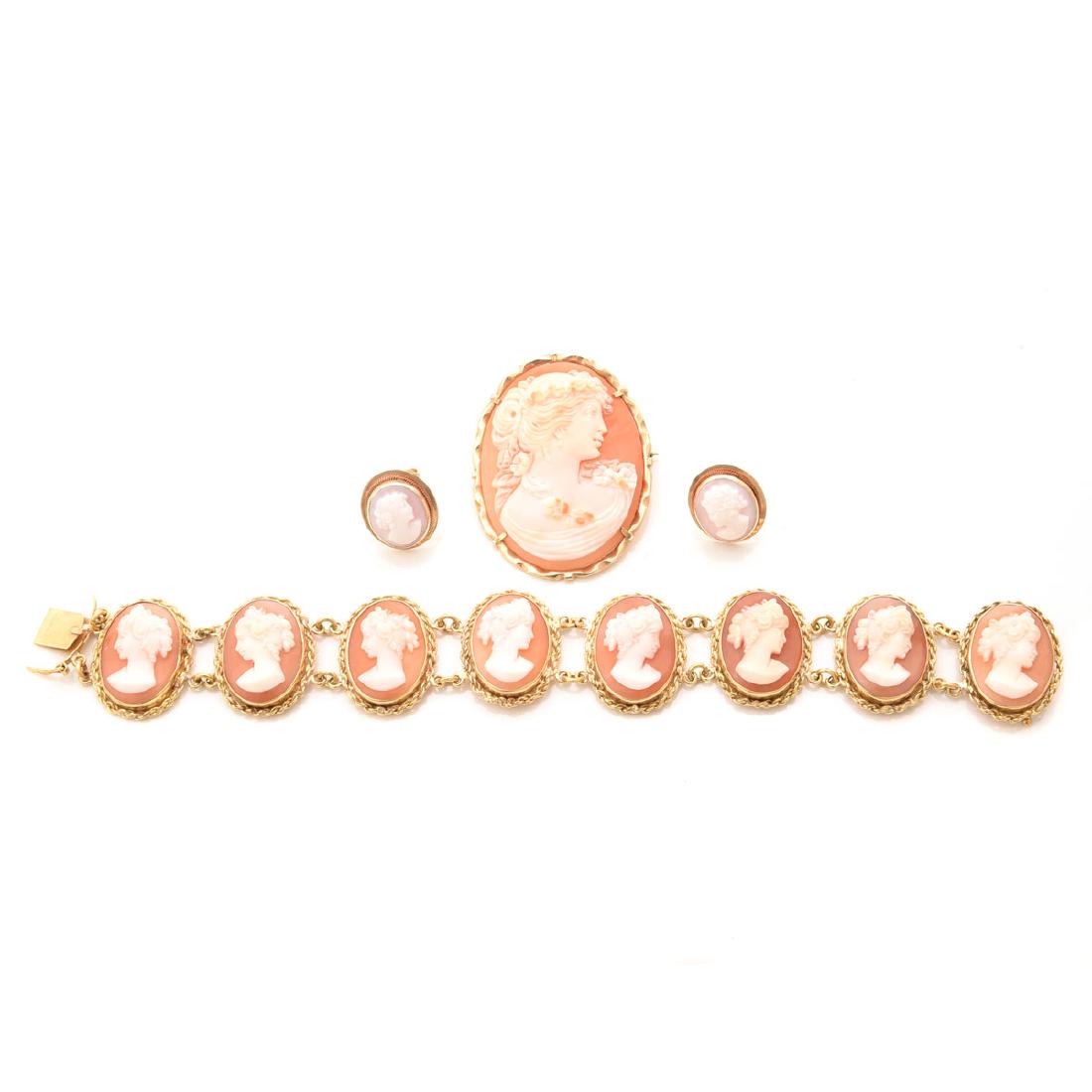 Shell Cameo, Yellow Gold Jewelry Suite. (1 of 7)