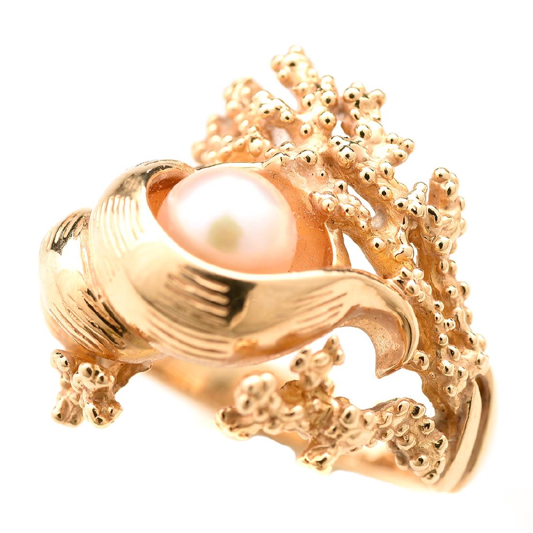 Cultured Pearl, 14k Yellow Gold Ring. (1 of 4)