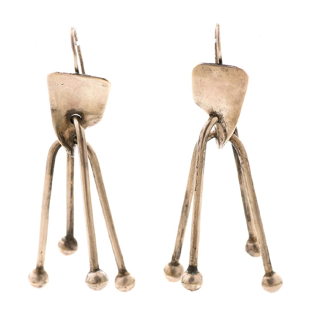 Pair of Art Smith Modernist Sterling Silver Earrings. (1 of 5)