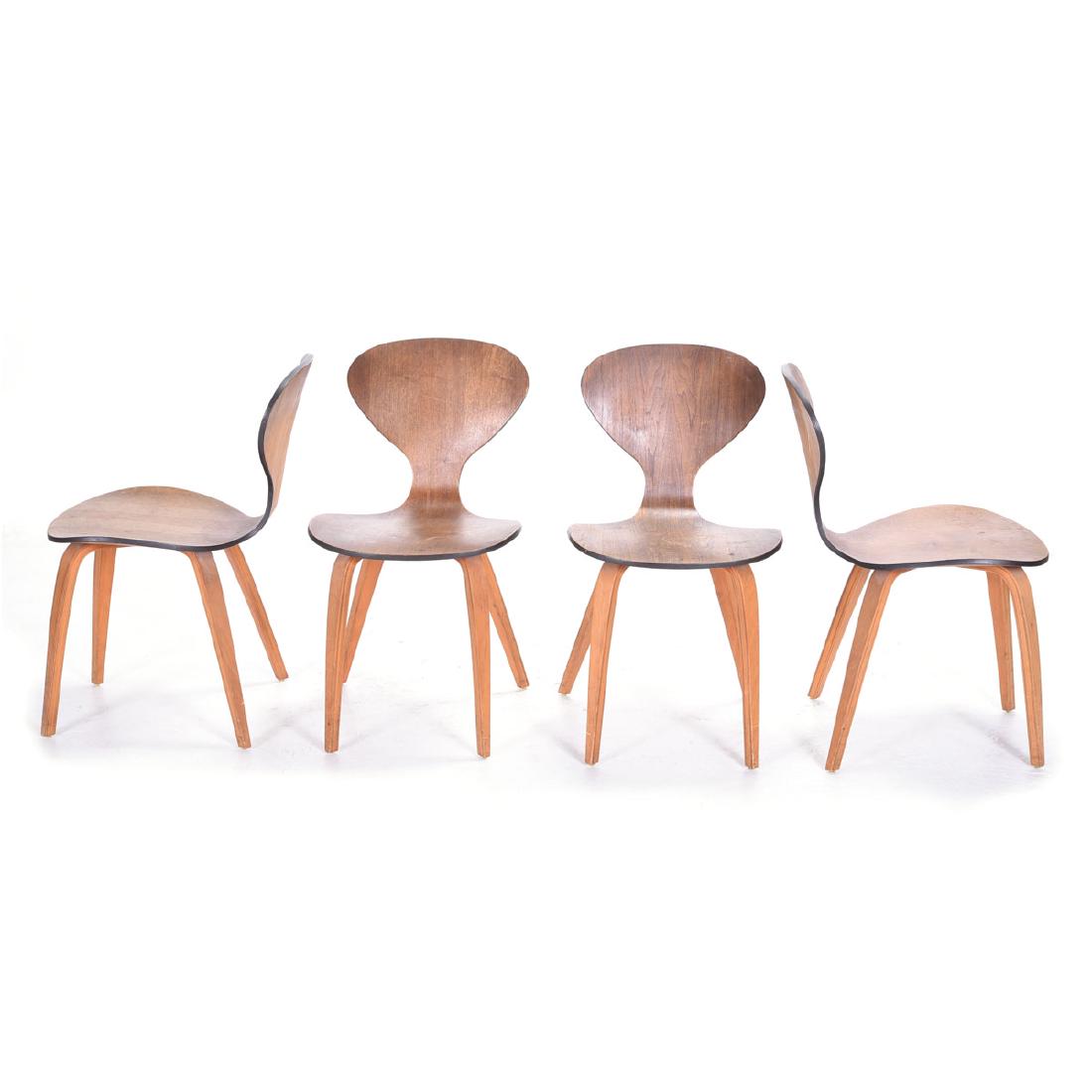 Four Arne Jacobsen Series Seven Chairs. (1 of 5)