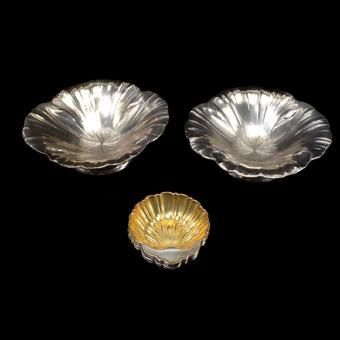 Two Sterling Footed Dishes, and Six Shell Dishes (1 of 7)