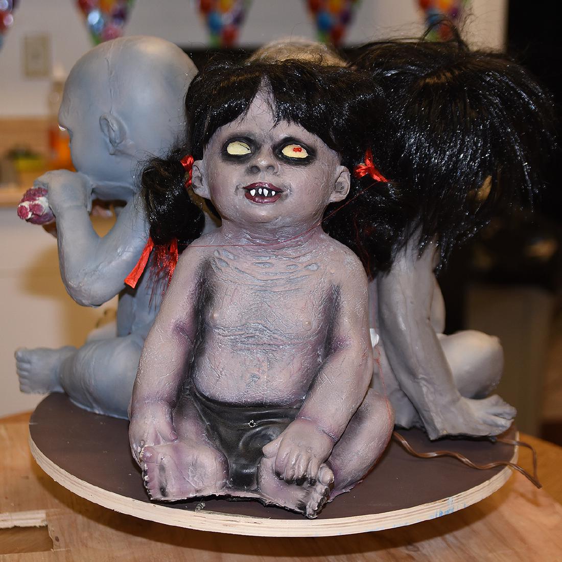 Demonic Babies Halloween Decoration: Demonic Babies Halloween Decoration