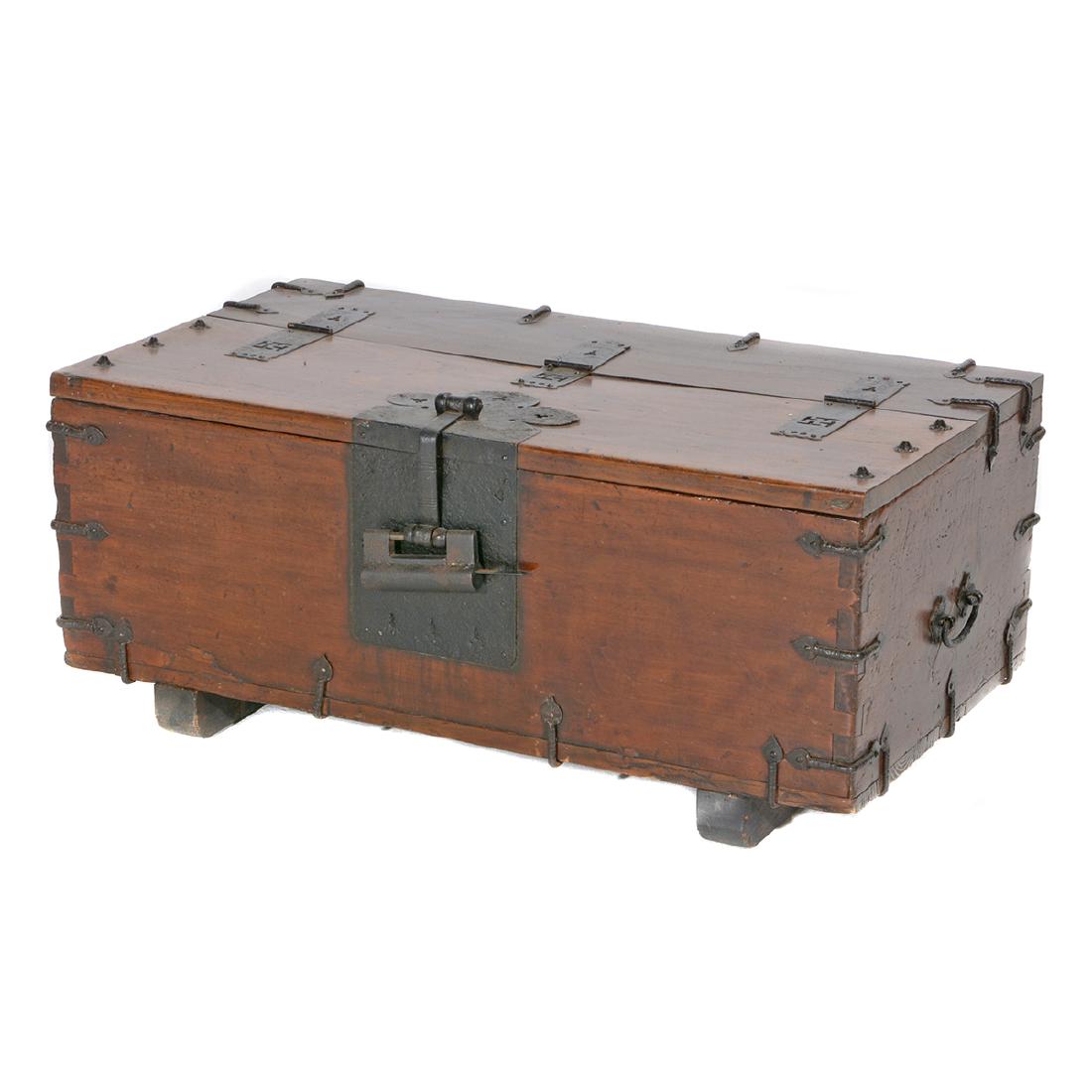 Korean Wooden Trunk (1 of 6)