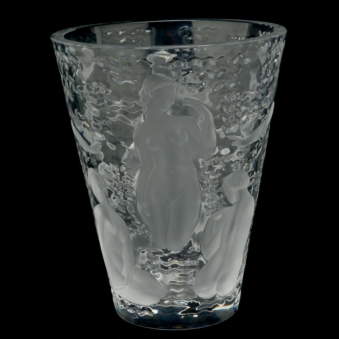 Lalique Ondines Crystal Vase. (1 of 2)