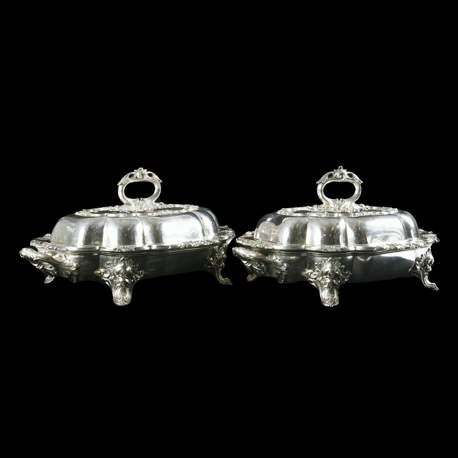 Savory & Sons Sheffield Silver-Plated Covered Vegetable (1 of 5)