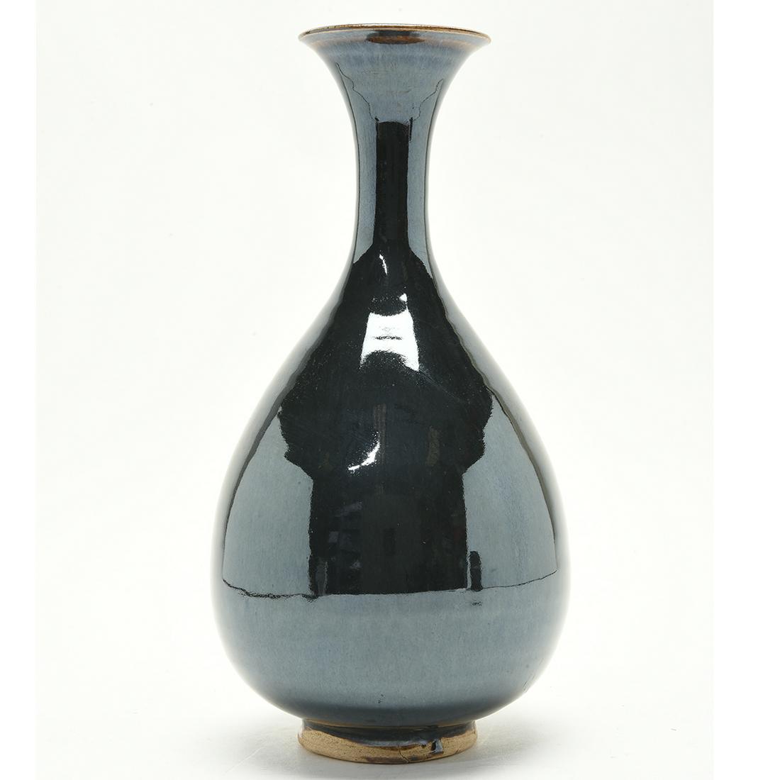 Chinese Black Glazed Ding-Type Yuhuchun Vase (1 of 2)
