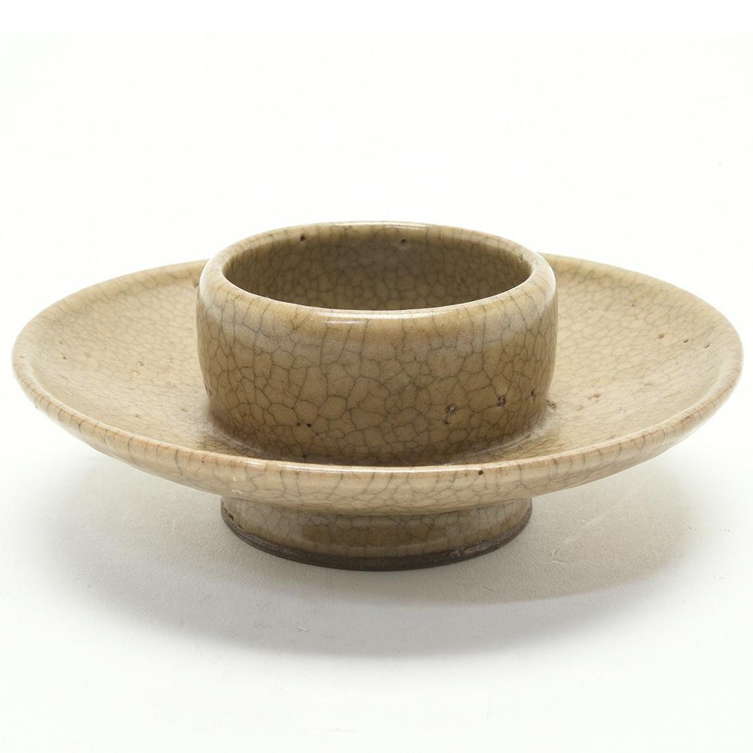 Chinese Ge-Type Cupstand (1 of 2)