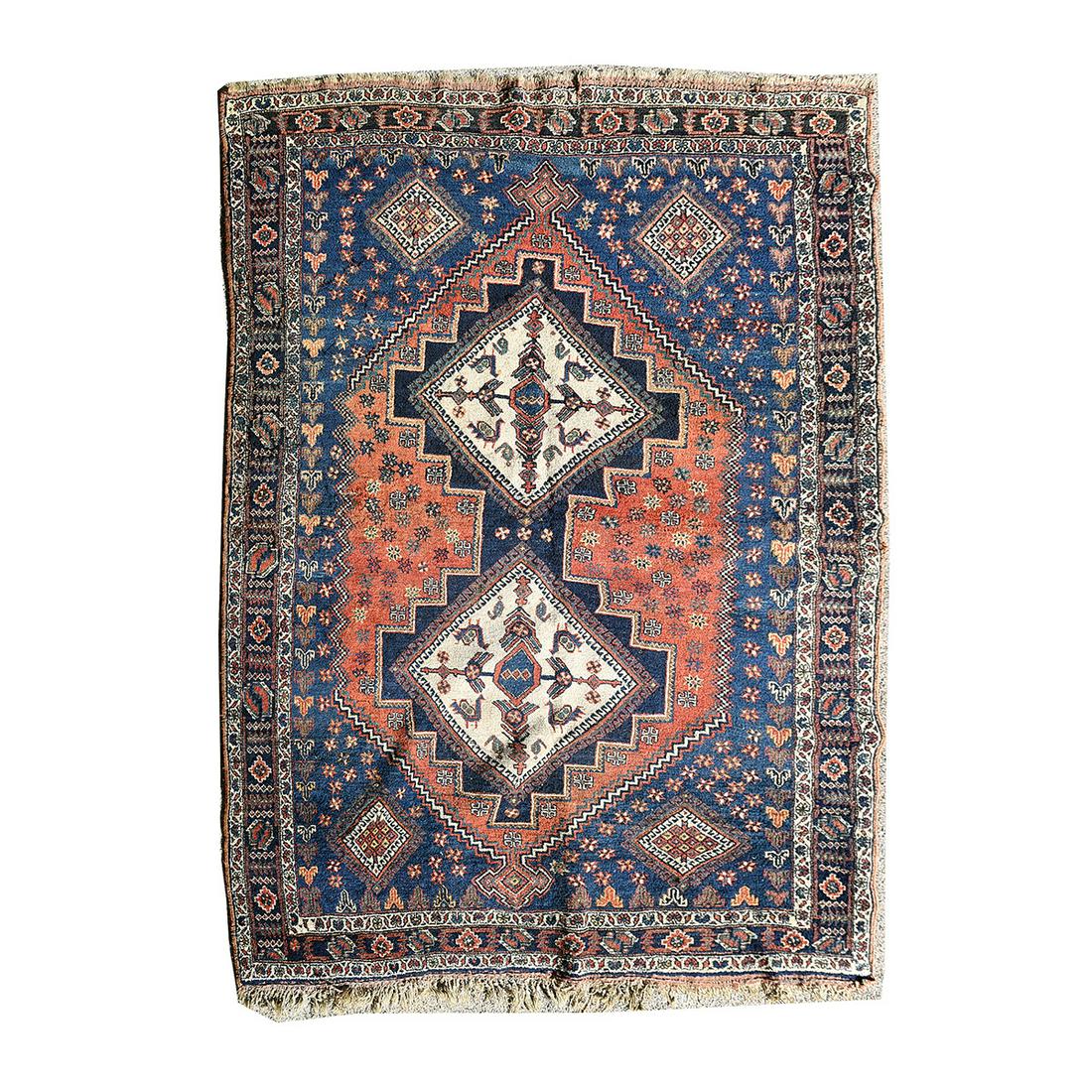 Shiraz Wool Rug. (1 of 2)