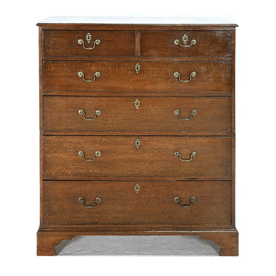 English George III Oak Chest of Drawers. (1 of 4)