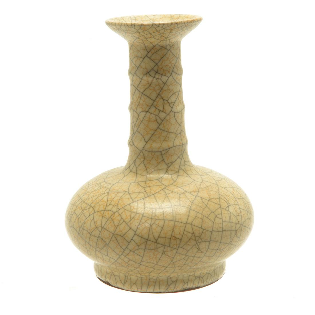 Chinese Ge-Type 'Bamboo' Neck Vase (1 of 2)