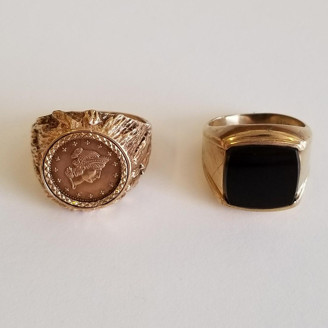 Collection of Two Black Onyx, Coin Form, 9k Yellow Gold (1 of 1)