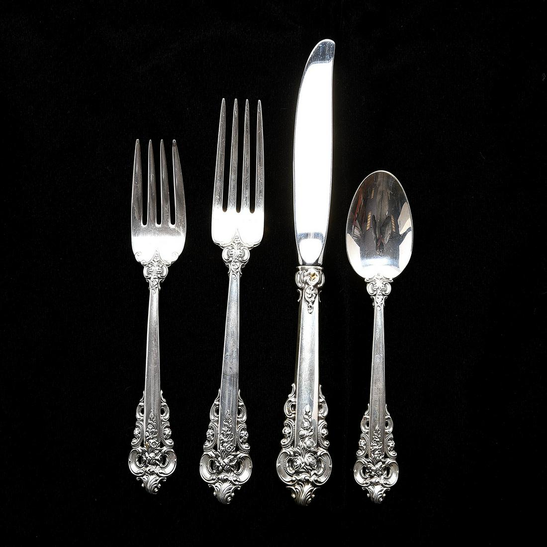 Wallace Grand Baroque Pattern Sterling Silver Flatware. (1 of 2)
