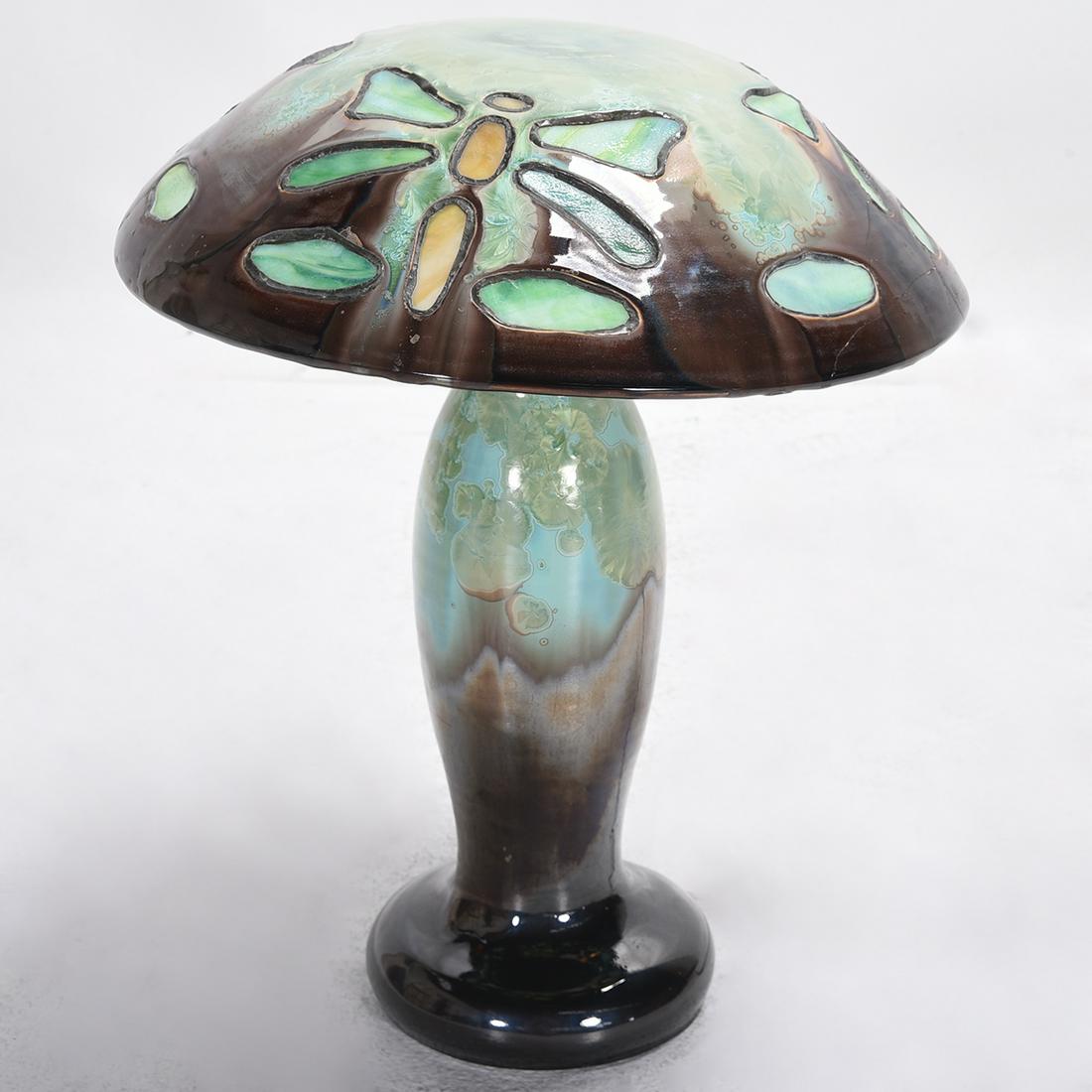 American Studio Pottery Table Lamp. (1 of 2)