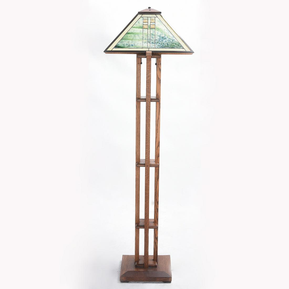 Arts and Crafts Style Aurora Studios Floor Lamp. (1 of 2)