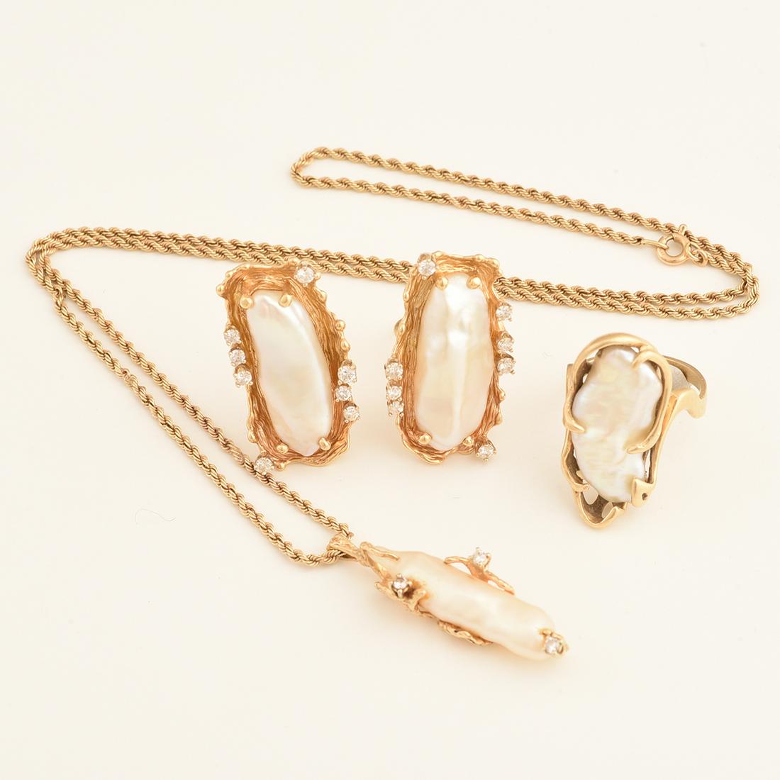 Cultured Pearl, Diamond, 14k Yellow Gold Jewelry Suite. (1 of 2)