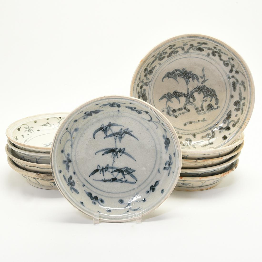 Ten Hoi An Hoard Vietnamese Blue and White Chargers,: Ten Hoi An Hoard Vietnamese Blue and White Chargers, Late 15th Century. The interior similarly ornamented with a central medallion containing bamboo leaf design within three concentric bands below var