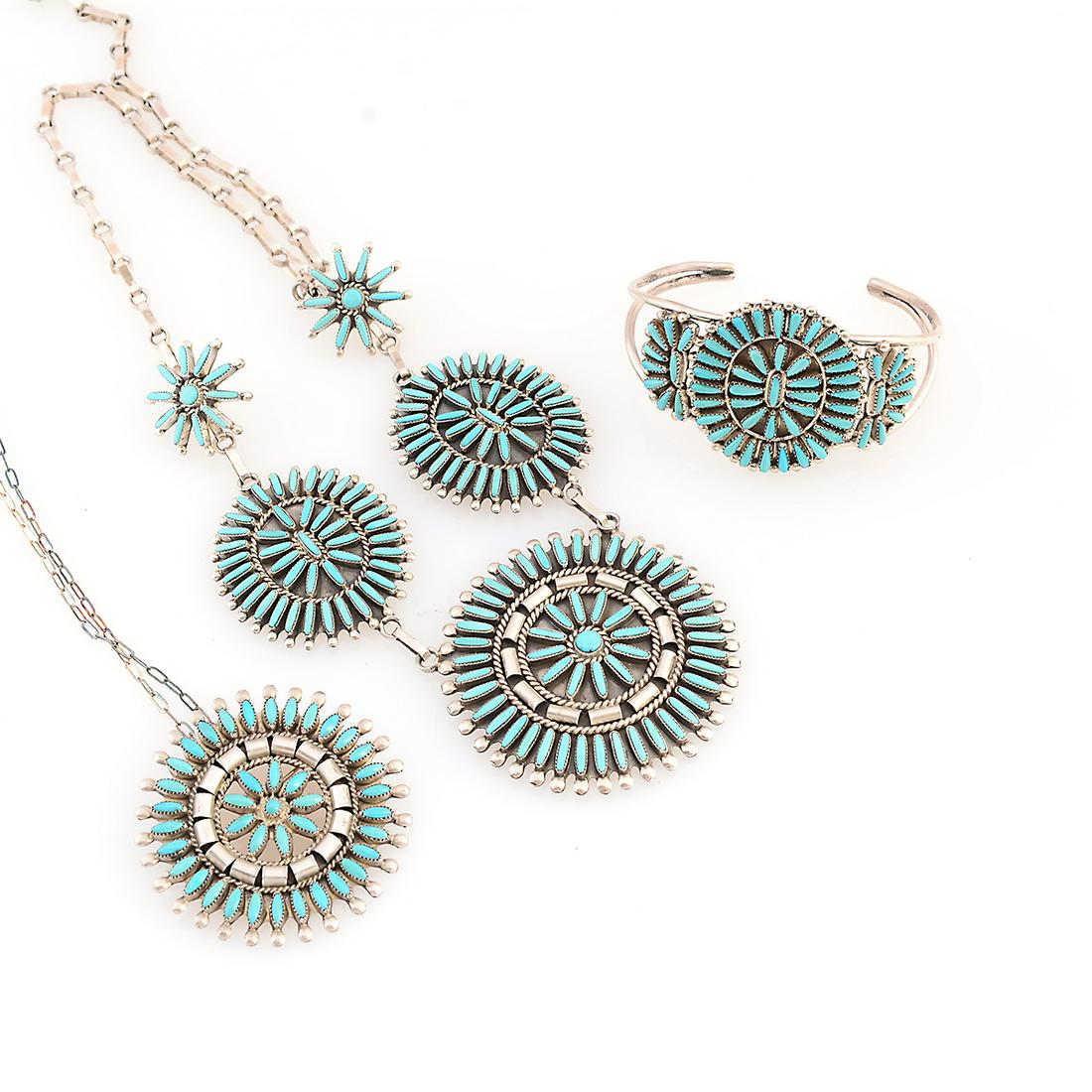 Native American Turquoise, Silver Jewelry Suite. (1 of 2)