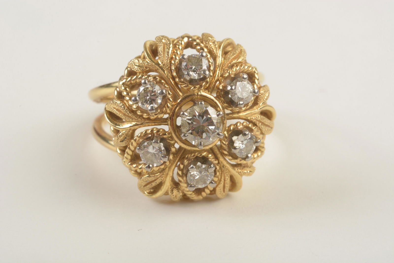 Jabel Diamond, 18k Yellow Gold Ring. (1 of 3)