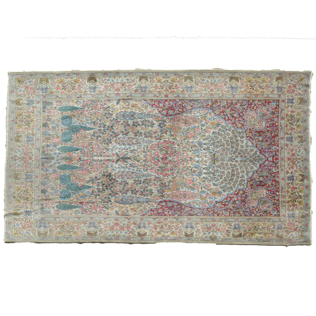 Pakistani Floral and Foliate Motif Wool Rug. (1 of 3)