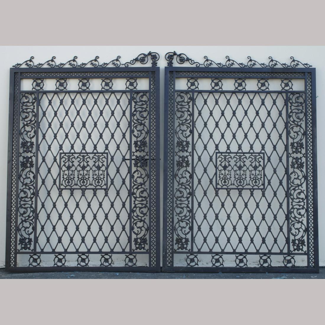 Pair of French Style Wrought Iron Estate Gates. (1 of 3)